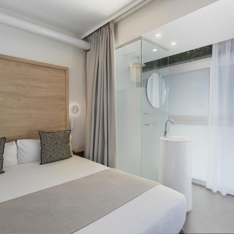 Casa Lit Barcelona - Basic Double Room - 12