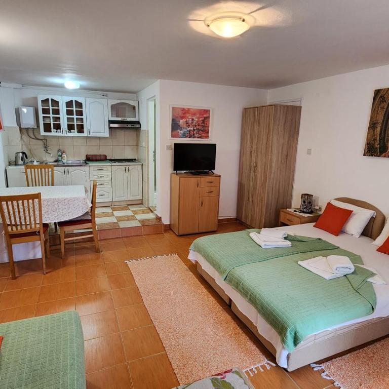 Guesthouse Tri Palme - One-Bedroom Apartment - 7