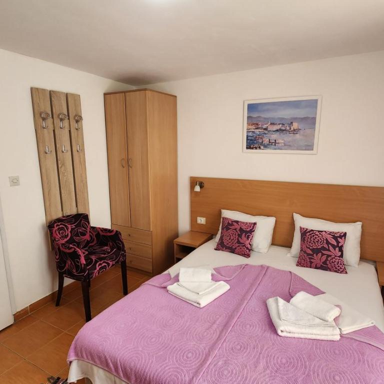 Guesthouse Tri Palme - One-Bedroom Apartment - 9