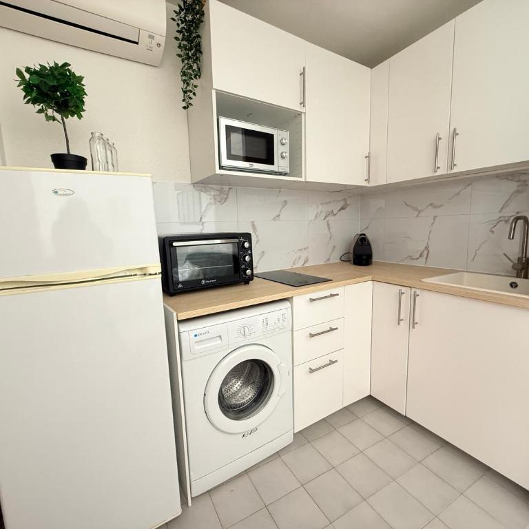 Appartement typeT2bis climatisé à 150m de la plage - Apartment mit 2 Schlafzimmern - 18