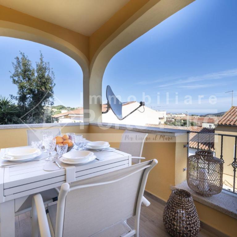 Raphael's Boutique Stay - Appartamento con 3 Camere da Letto e con Balcone - 51