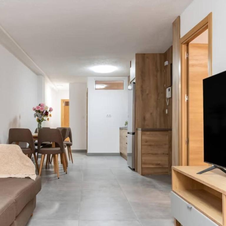 Merced-Victoria Especial Apto 1-6 Pax Wi-Fi 3 hab - Apartamento de 3 dormitorios Premium - 2