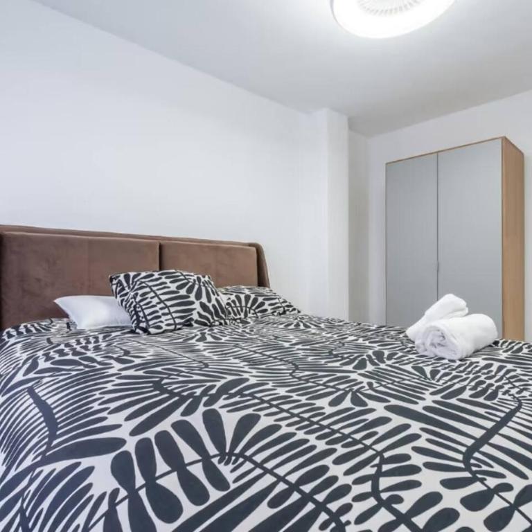 Merced-Victoria Especial Apto 1-6 Pax Wi-Fi 3 hab - Apartamento de 3 dormitorios Premium - 10