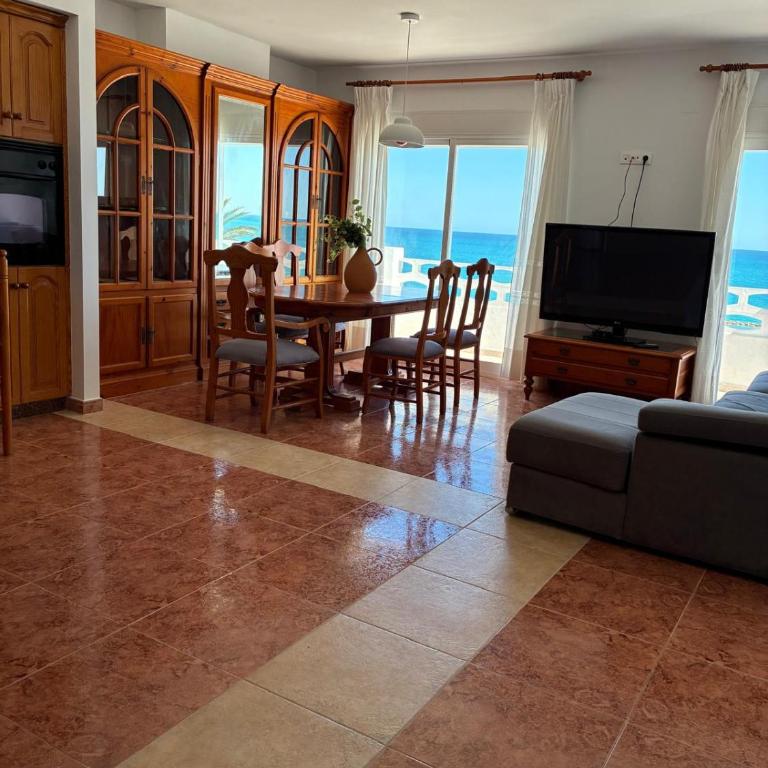 Casa en Altea primera línea - Apartamento con vistas y balcón - 1