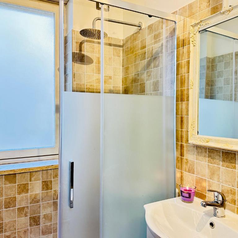 Trastevere Lulus Home - Appartamento Premium con 3 Camere da Letto e Balcone - 48