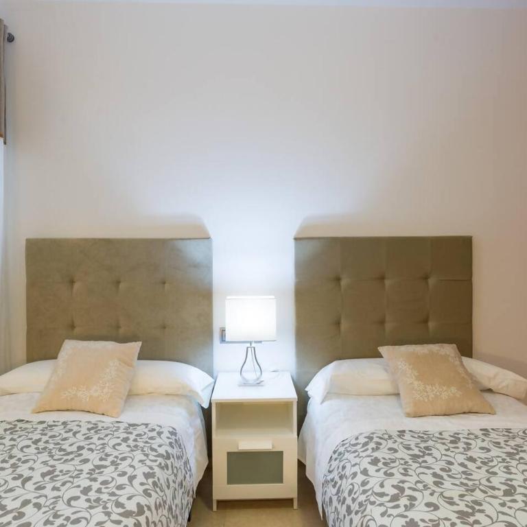 Vivienda amplia y cómoda hasta 10 huéspedes. - Apartamento - 30
