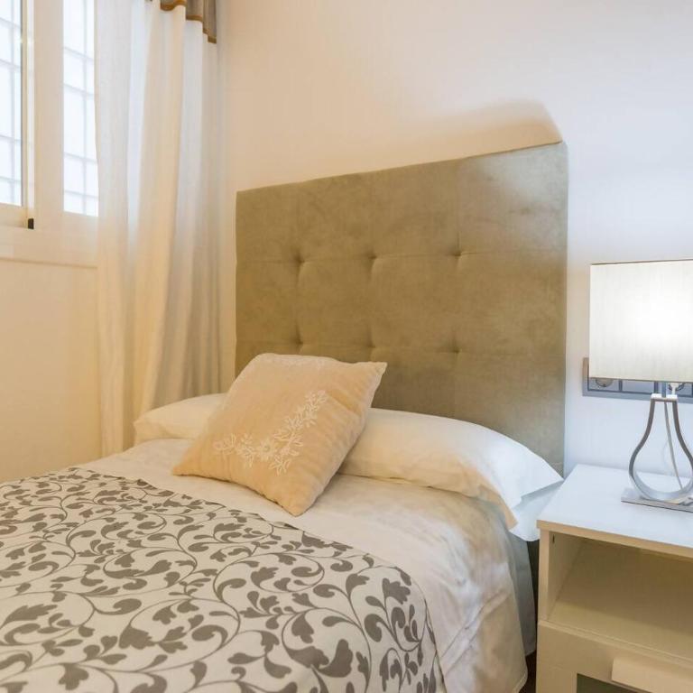 Vivienda amplia y cómoda hasta 10 huéspedes. - Apartamento - 35