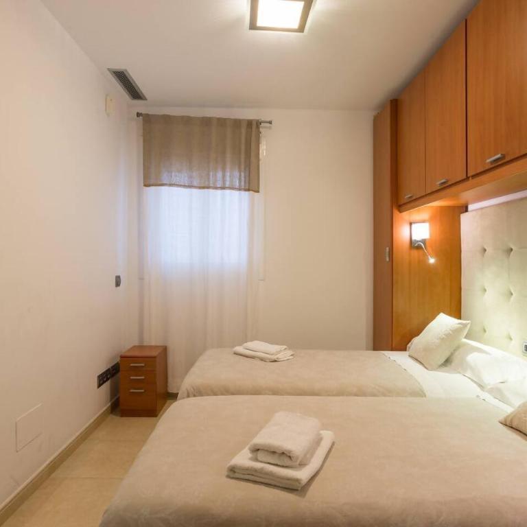 Vivienda amplia y cómoda hasta 10 huéspedes. - Apartamento - 39