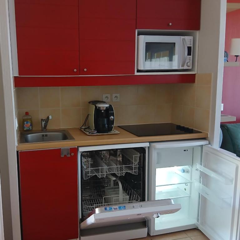 Maison au RDC, proche parking, piscine chauffée, en résidence, 4 ou 5 pers, lac, nature et pêche - Maison 1 Chambre - 5