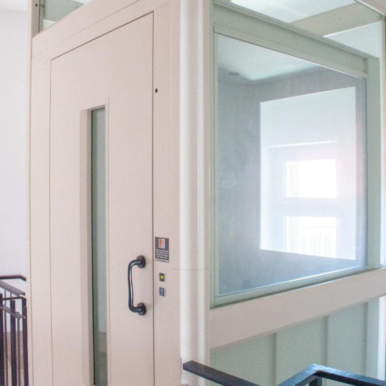 Palazzo Antoniazzi 7 - Appartamento Premium con 3 Camere da Letto e Balcone - 17