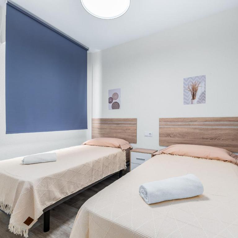 Sunny Molino Retreat with Pool & Terrace - Apartamento con terraza - 6