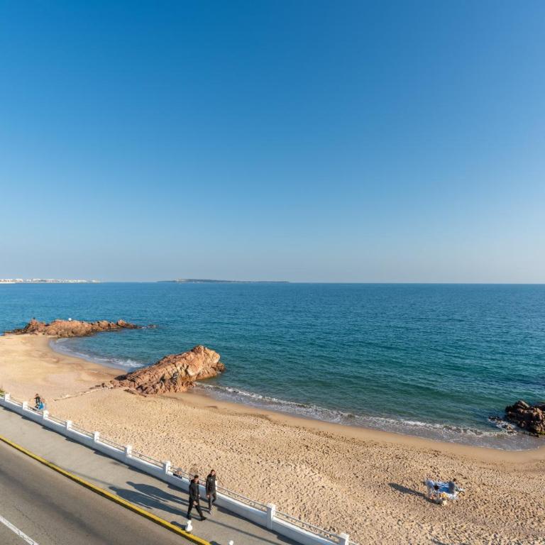 Chateau de la Mer - Appartement 2 Chambres avec Terrasse, Climatisation, Parking Prive Securise - A 100m des plages - Appartement 2 Chambres avec Terrasse - 4