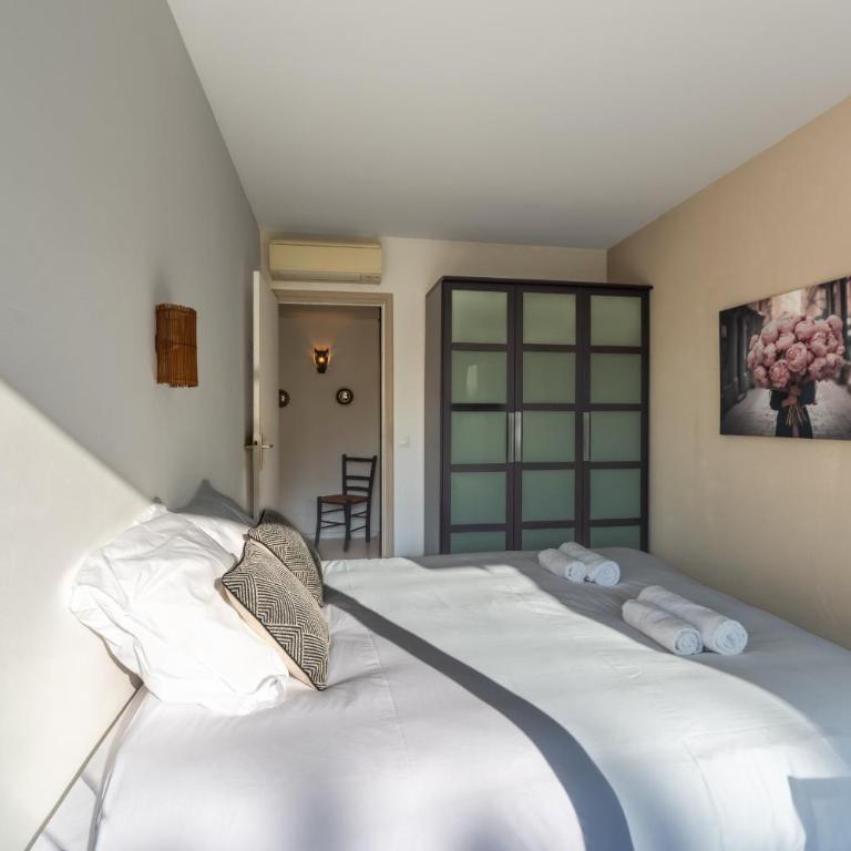 Chateau de la Mer - Appartement 2 Chambres avec Terrasse, Climatisation, Parking Prive Securise - A 100m des plages - Appartement 2 Chambres avec Terrasse - 10