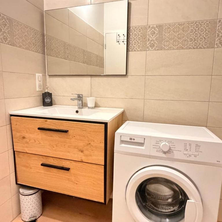 "A Citadedda" – Cœur de Ville | by Efficios - Appartement 1 Chambre avec Vue sur la Mer et Terrasse - 9