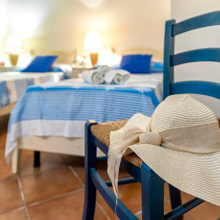 Villa Bianco & Blu - Piscina Privata - Three-Bedroom Villa - 10