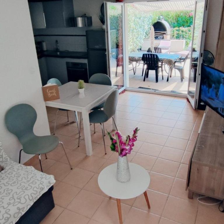 "Perle marines" maison sans vis à vis 200m plage 2 chambres climatisées Piscine dans la residence - Maison 2 Chambres - 9