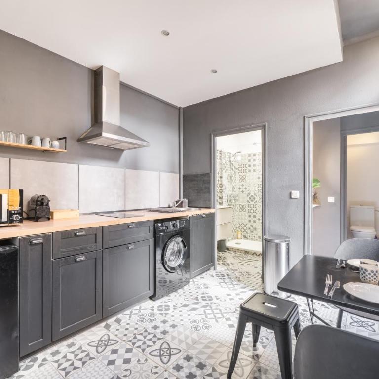 L’Escapade Nîmoise - grand studio centre Nîmes - Apartamento - 2