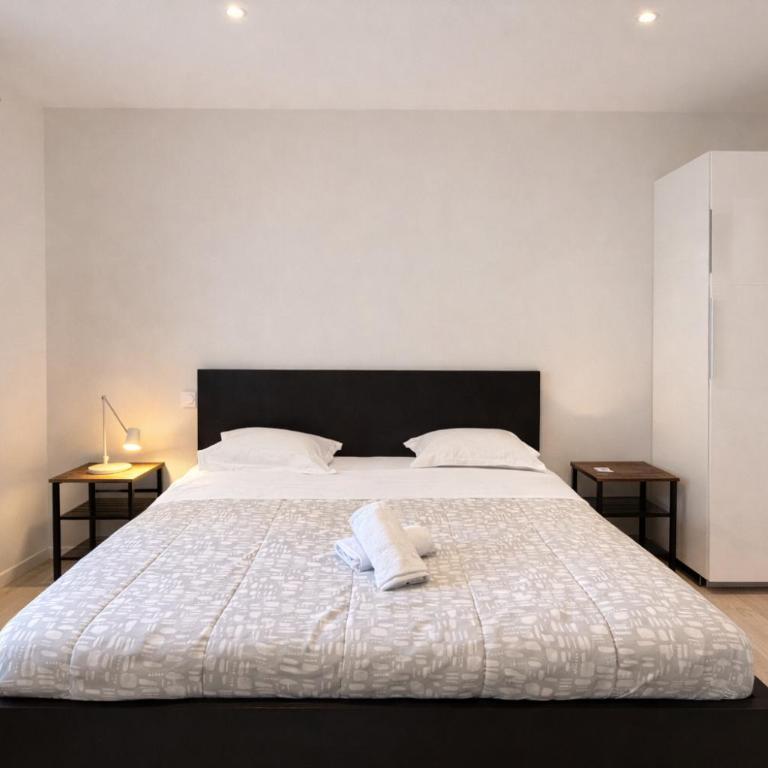 Tour d'Auvergne - Appartements en plein centre ville, proche de la cathédrale et de la place de Jaude - Appartement 1 Chambre - 1