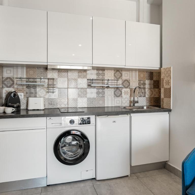 Nice Renting - RISSO - Cocoon Design Massena Paillon Balcony View & Lift - Appartement 1 Chambre - 6