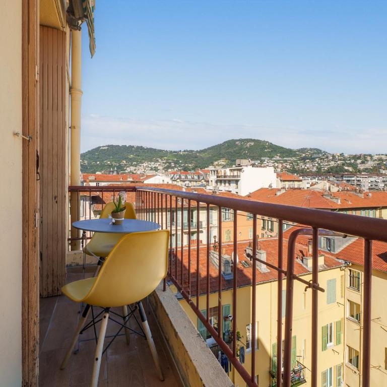 Nice Renting - RISSO - Cocoon Design Massena Paillon Balcony View & Lift - Appartement 1 Chambre - 13