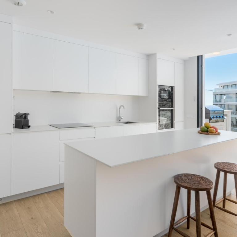 Paula Lemac - Stylish El Higueron Apartment with Sea Views, Spacious Terrace & Comfort - Apartamento con vistas al mar - 9