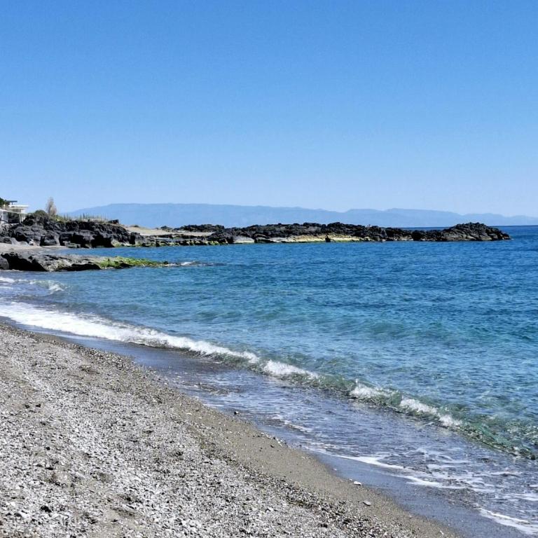 Naxos Beach Apartment - Sea View and Beach 100m - Giardini Naxos - Three-Bedroom Premium Apartment with Resort View - 24