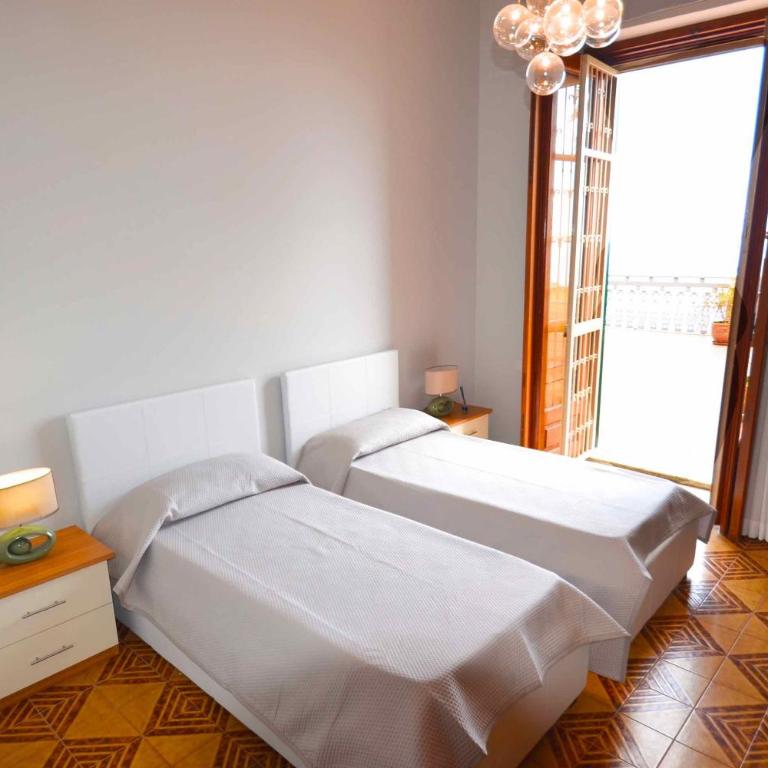 Villa La Timpa - antica e maestosa villa con jacuzzi privata con una meravigliosa vista sull'Etna e sul mare - Villa Deluxe - 26