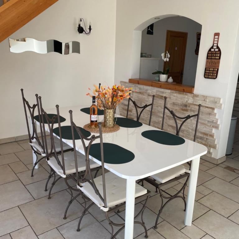 Maison de Vacances Au Pied du Mont Ventoux - Maison 3 Chambres - 21