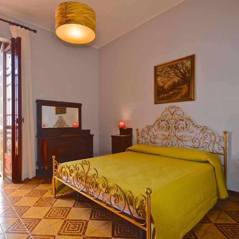 Villa La Timpa - antica e maestosa villa con jacuzzi privata con una meravigliosa vista sull'Etna e sul mare - Villa Deluxe - 24