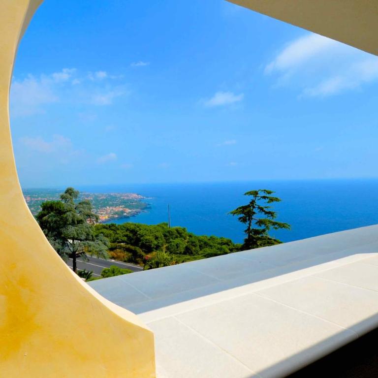 Villa La Timpa - antica e maestosa villa con jacuzzi privata con una meravigliosa vista sull'Etna e sul mare - Villa Deluxe - 36