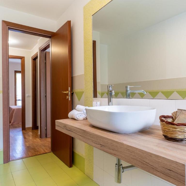 GuestHost - Lapilli e Miracoli Flat with Patio - Appartamento con 2 Camere da Letto - 17