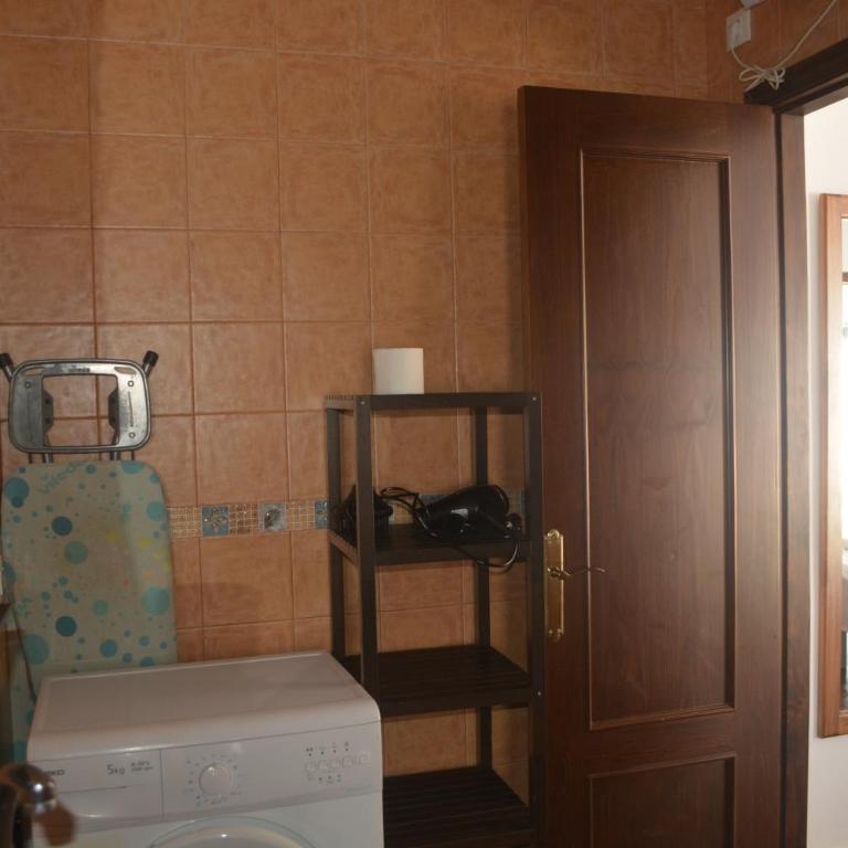 Habitaciones Martín - Habitación Doble con balcón - 5