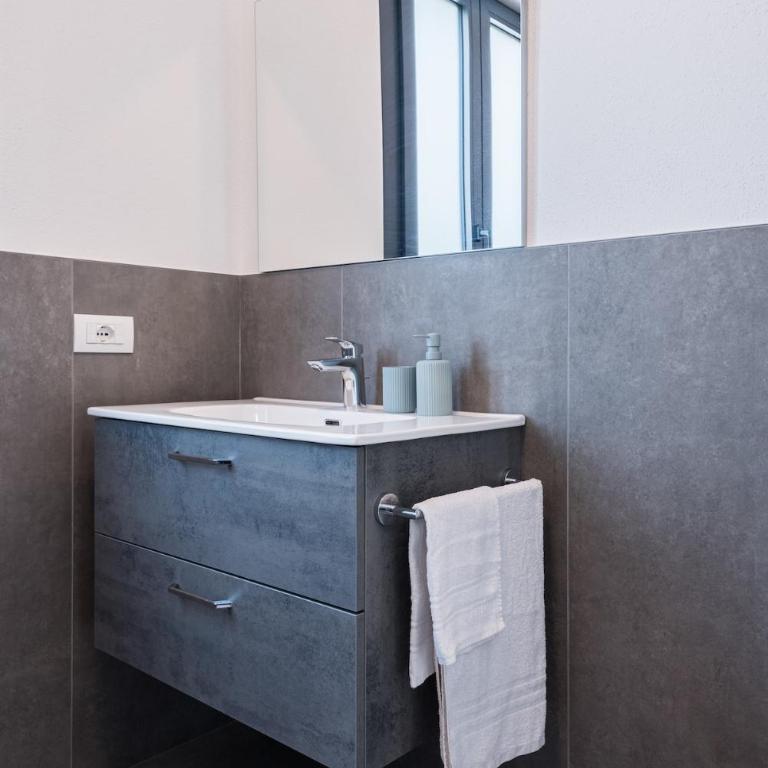 La Villetta - One-Bedroom Apartment - 16