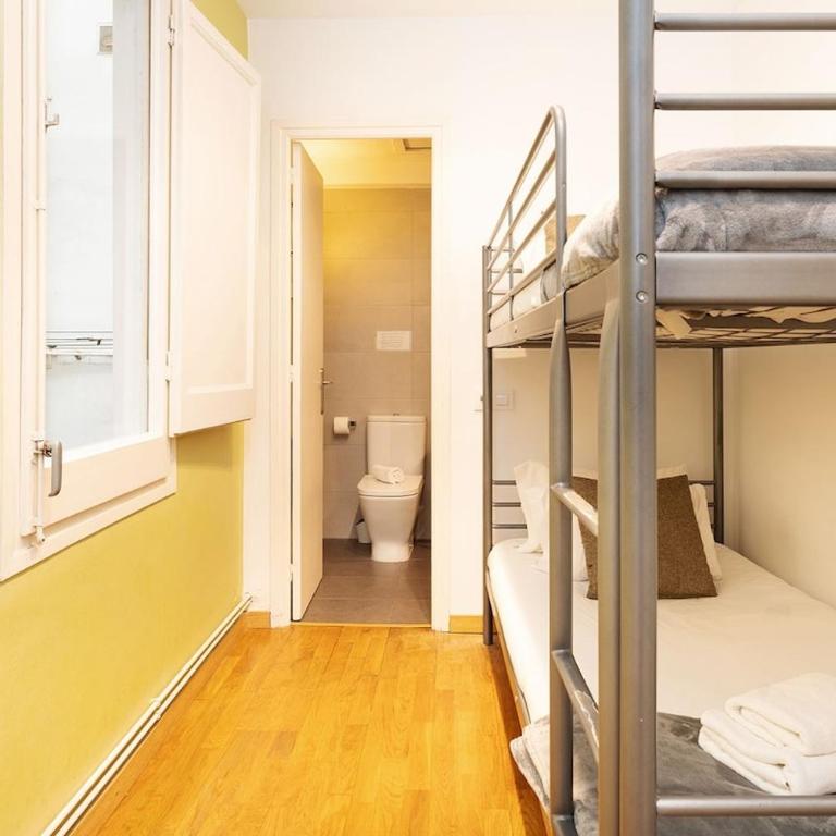 Spacious apartment in Sant Gervasi - Three-Bedroom Apartment - 19