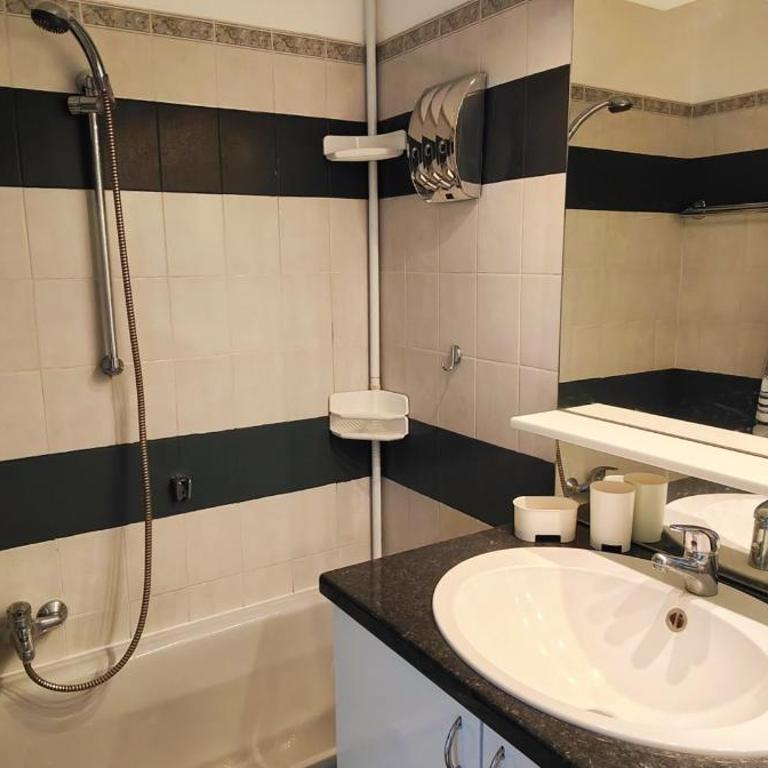 Nice appartment wbalcony Port Fréjus - Appartamento - 10
