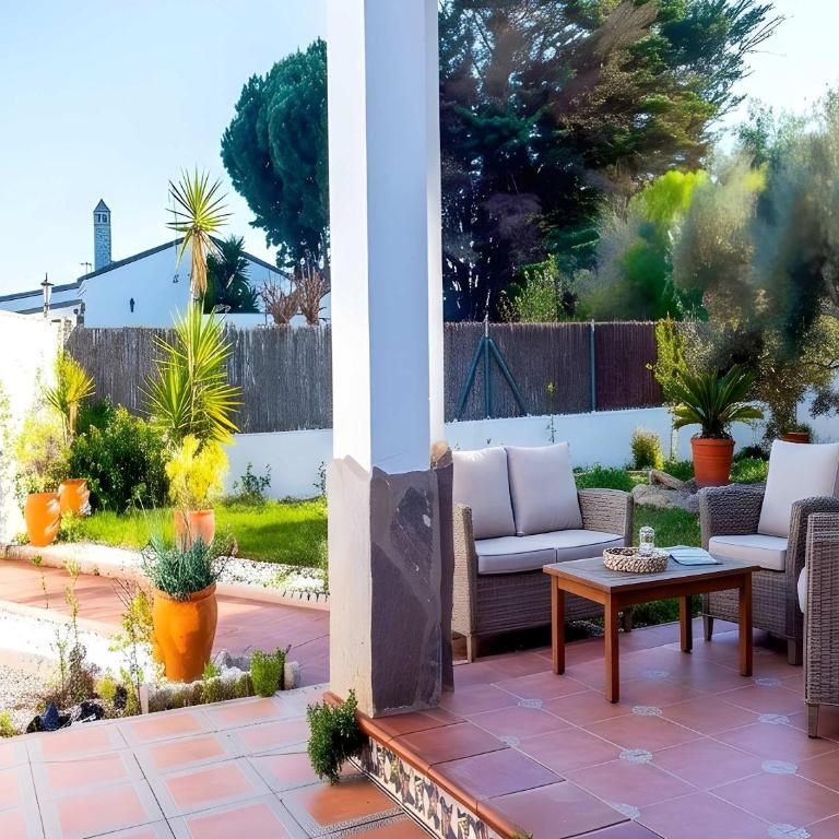 Chalet con Piscina Privada Vallada Terraza y Barbacoan Conil - Casa - 7