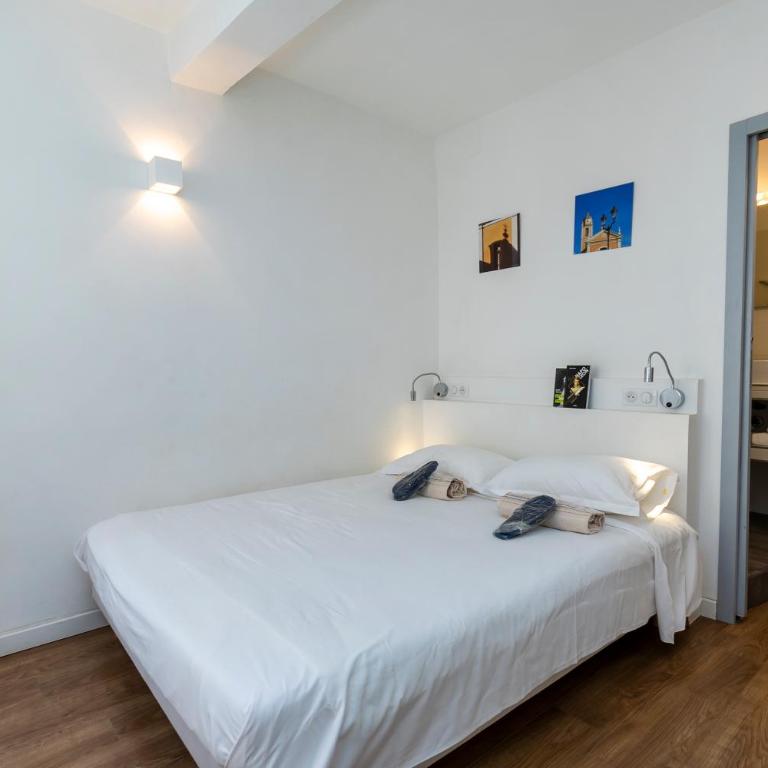 Appartements T1 et T2, quartier Citadelle, plage St François - Appartamento con 1 Camera da Letto - 11