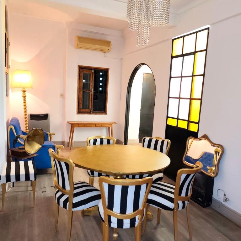 Peatonal y San Martín Galeria Historica Departamento - Apartamento de 3 dormitorios - 2