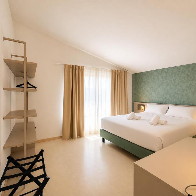 ZEST Rooms VERONA - Deluxe Room - 4