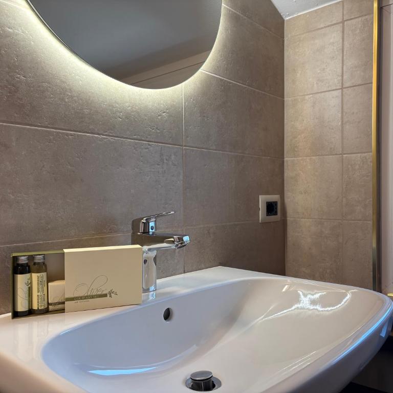 ZEST Rooms VERONA - Deluxe Room - 1