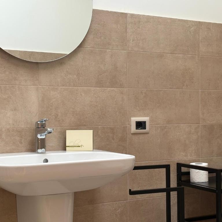 ZEST Rooms VERONA - Deluxe Room - 3
