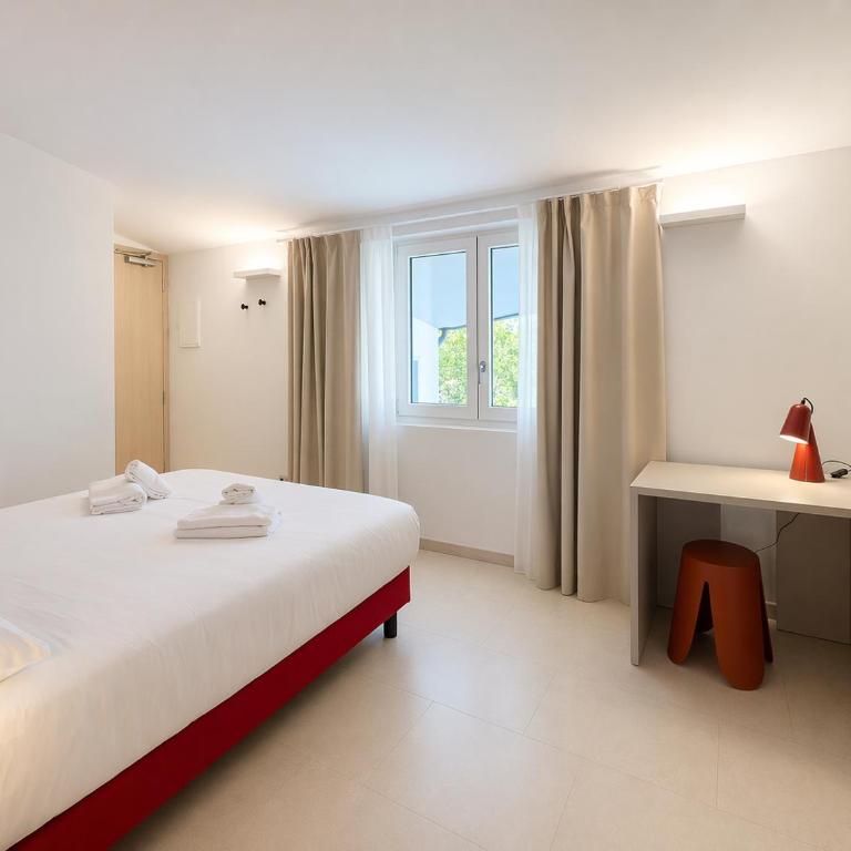 ZEST Rooms VERONA - Deluxe Room - 4