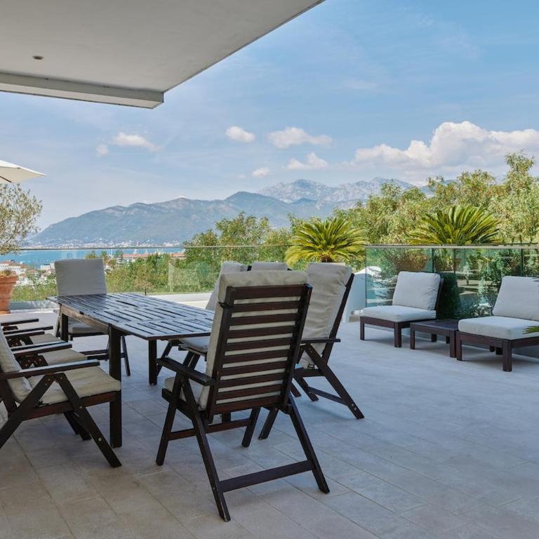 Exceptional view private pool top of villa - Villa - 13