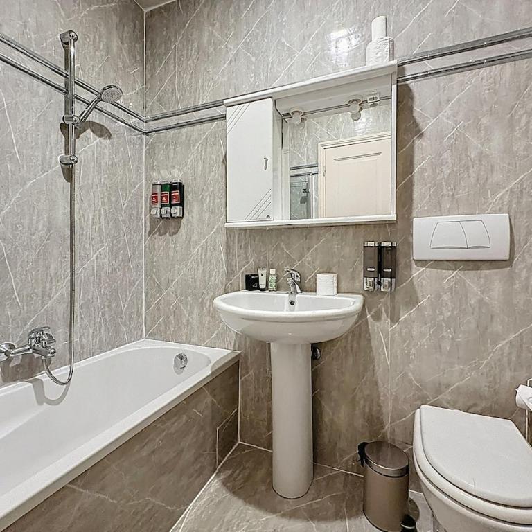 Sea View 2BR 2BA - 4 min Palais - Ideal Cannes Film Festival Stay - Appartement 2 Chambres - 12