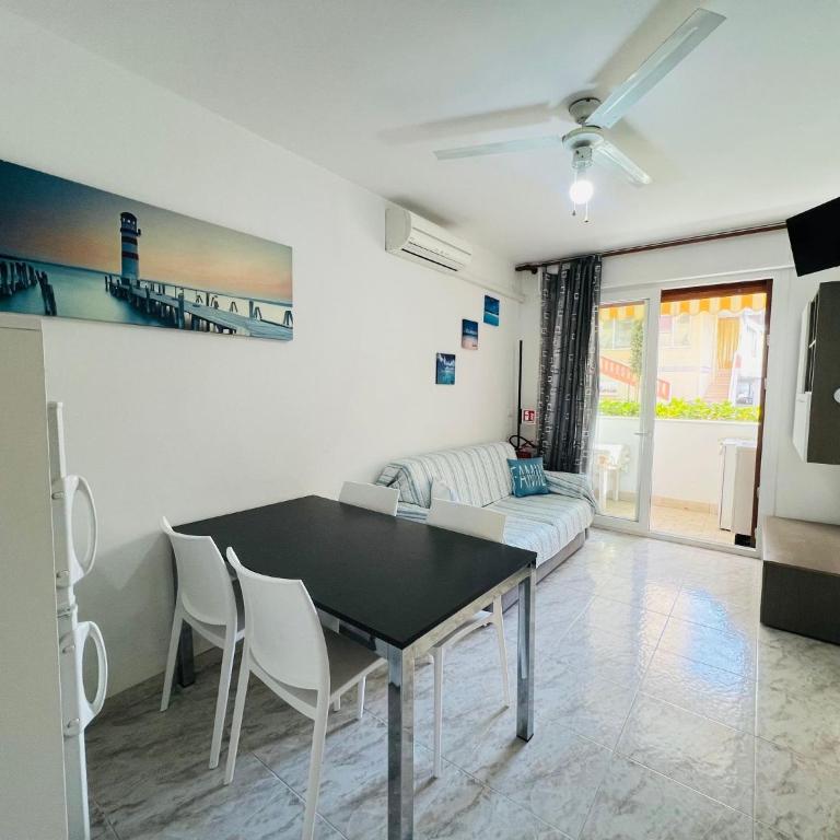 Bright apartment 150mt from the sea - Apartment - 1