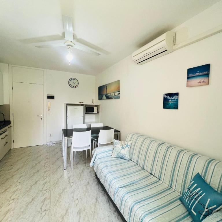 Bright apartment 150mt from the sea - Apartment - 6