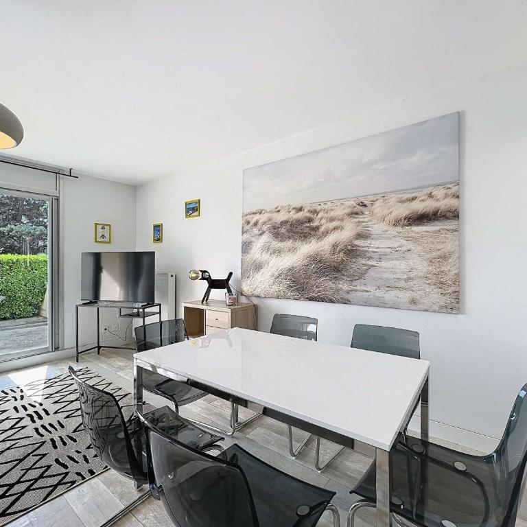 Quiberon : T3 - 65m² à 2 pas de la plage, 4 pers. Terrasse & Garage - FR-1-478-329 - Apartment - 2