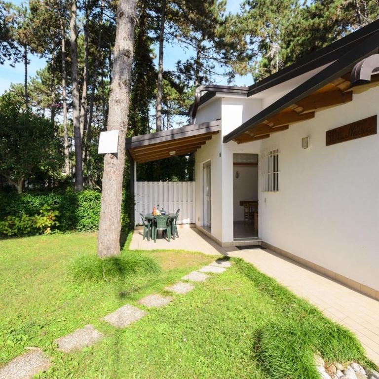 Charming semi-detached villa in Lignano - Villa - 2