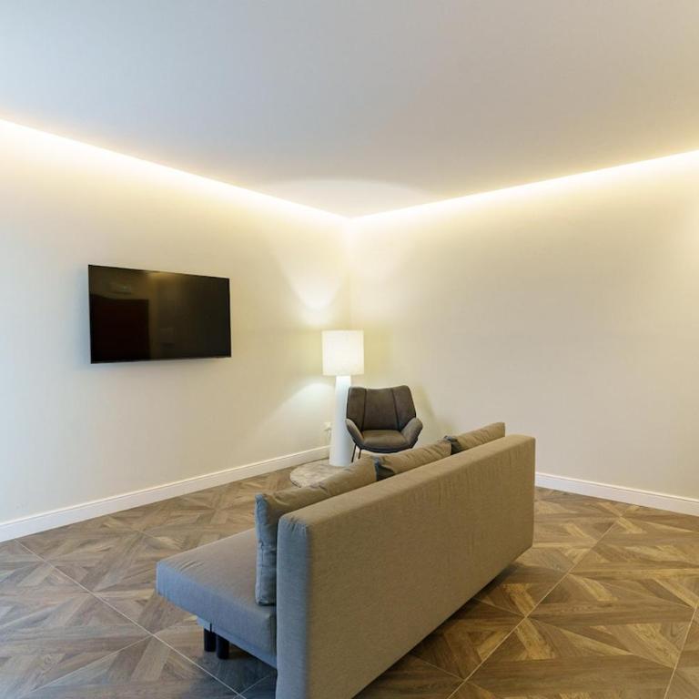 Thelema - One-Bedroom Apartment - 18