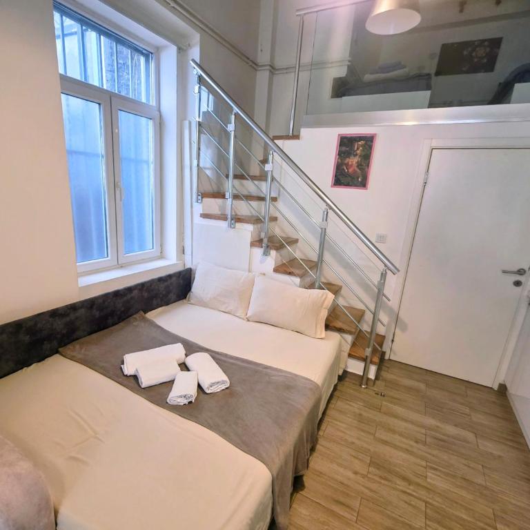 Modern 2BR Central Apartment Sleeps 6 Balcony - Apartman sa 2 Spavaće Sobe - 49